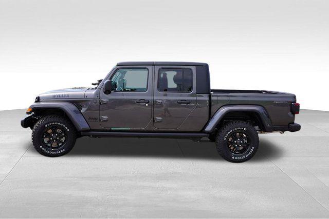 new 2025 Jeep Gladiator car, priced at $46,029