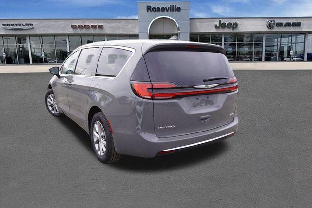 new 2025 Chrysler Pacifica car, priced at $43,532