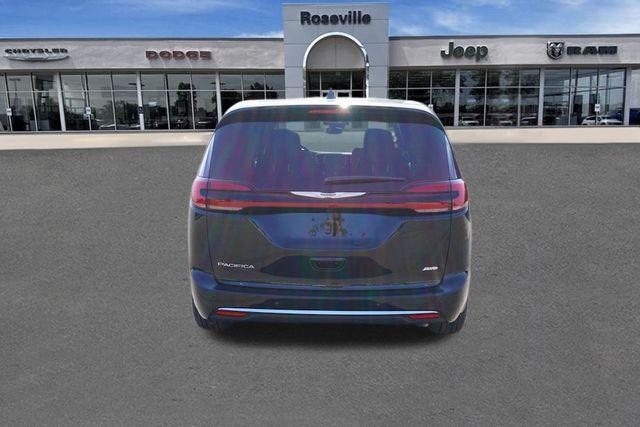 new 2025 Chrysler Pacifica car, priced at $43,172