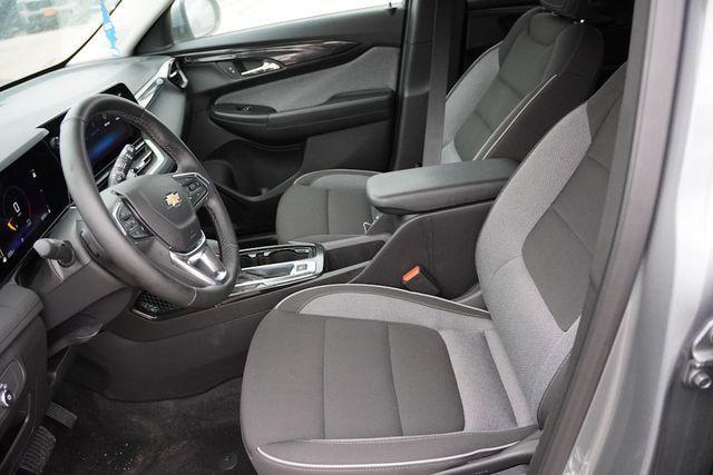 used 2025 Chevrolet TrailBlazer car, priced at $22,998