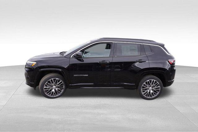 new 2024 Jeep Compass car, priced at $37,981