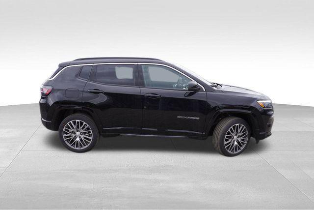 new 2024 Jeep Compass car, priced at $37,981