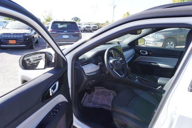 new 2025 Jeep Compass car, priced at $30,336