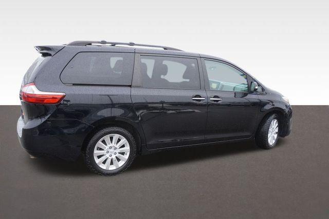 used 2015 Toyota Sienna car, priced at $22,964