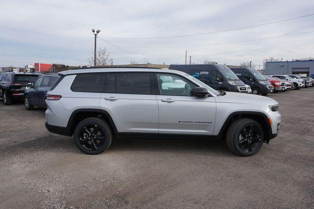 new 2024 Jeep Grand Cherokee L car, priced at $40,474