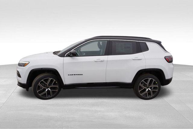 new 2025 Jeep Compass car, priced at $33,021