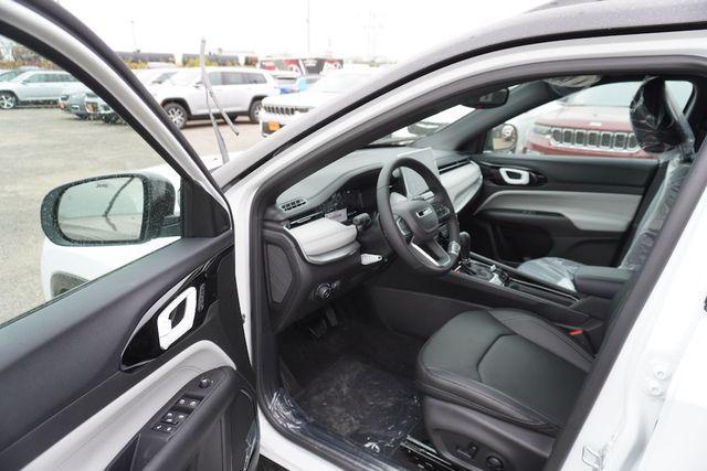 new 2025 Jeep Compass car, priced at $38,076