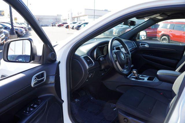 used 2018 Jeep Grand Cherokee car, priced at $15,839