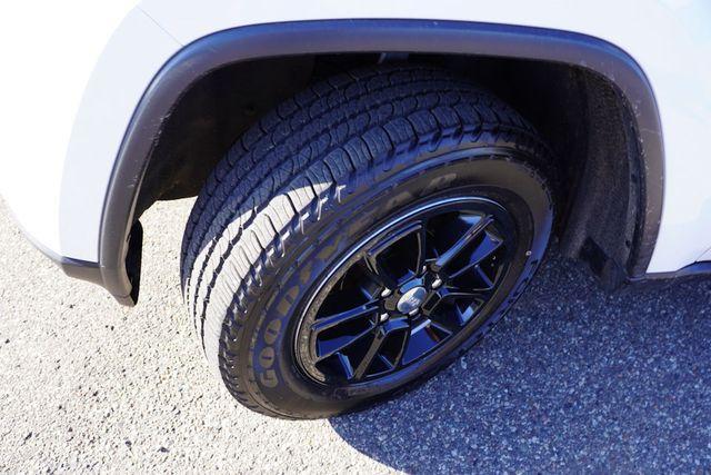 used 2018 Jeep Grand Cherokee car, priced at $15,839