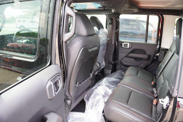 new 2025 Jeep Wrangler car, priced at $60,237