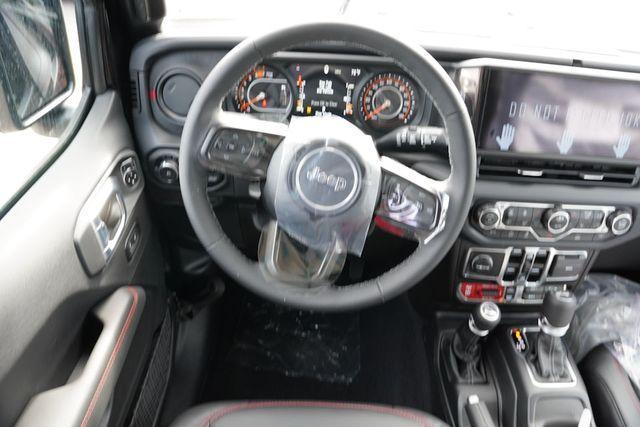 new 2025 Jeep Wrangler car, priced at $60,237