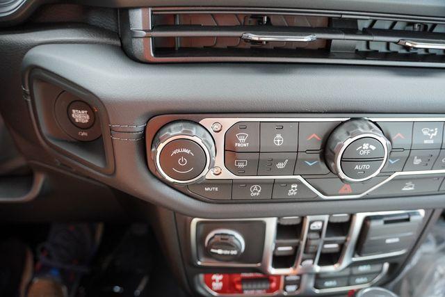 new 2025 Jeep Wrangler car, priced at $60,237