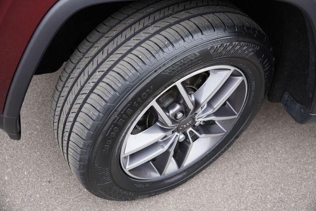 used 2019 Jeep Grand Cherokee car, priced at $17,846