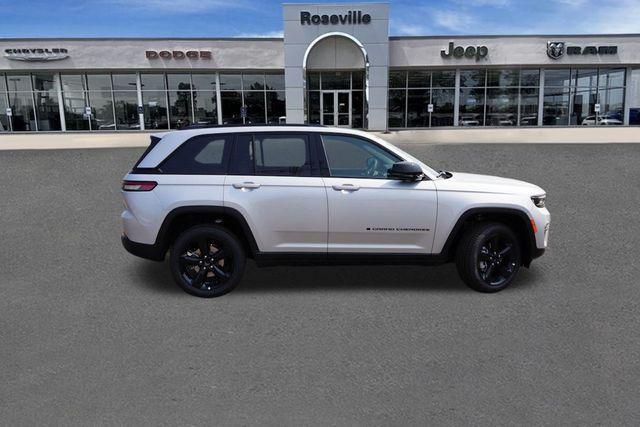 new 2025 Jeep Grand Cherokee car, priced at $44,458