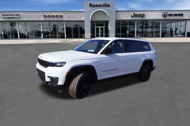 new 2025 Jeep Grand Cherokee L car, priced at $45,202