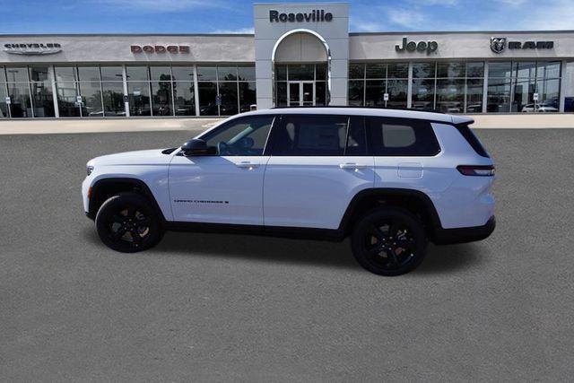 new 2025 Jeep Grand Cherokee L car, priced at $45,202