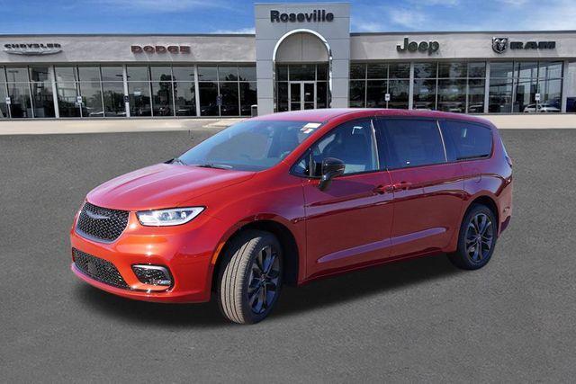 new 2026 Chrysler Pacifica car, priced at $44,297