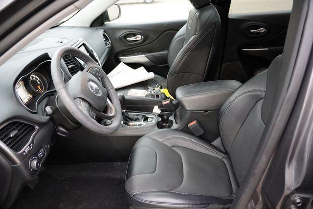 used 2022 Jeep Cherokee car, priced at $29,638