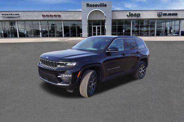 new 2025 Jeep Grand Cherokee car, priced at $40,761