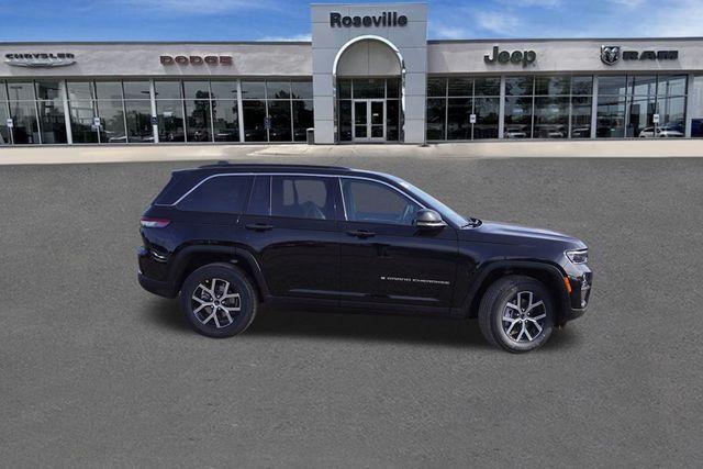 new 2025 Jeep Grand Cherokee car, priced at $40,761