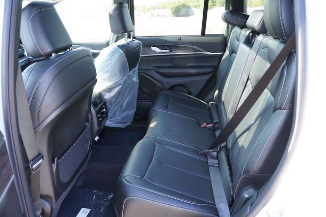 new 2025 Jeep Grand Cherokee car, priced at $46,239