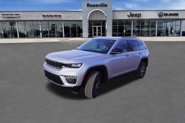 new 2025 Jeep Grand Cherokee car, priced at $41,950