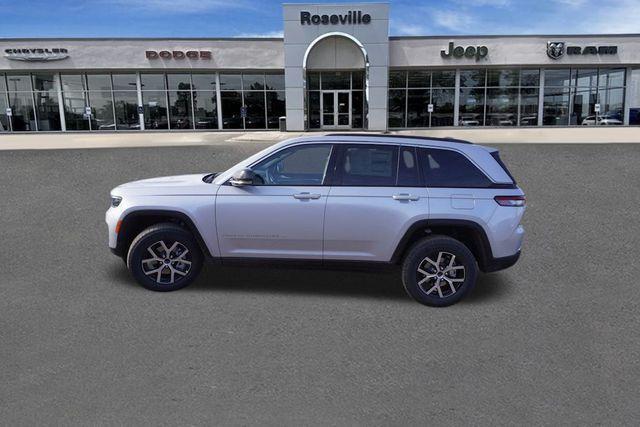 new 2025 Jeep Grand Cherokee car, priced at $41,950