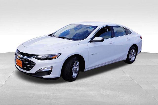 used 2024 Chevrolet Malibu car, priced at $21,546