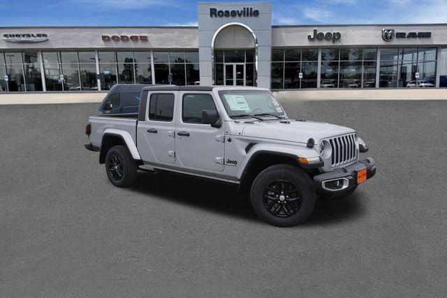 new 2023 Jeep Gladiator car, priced at $45,216