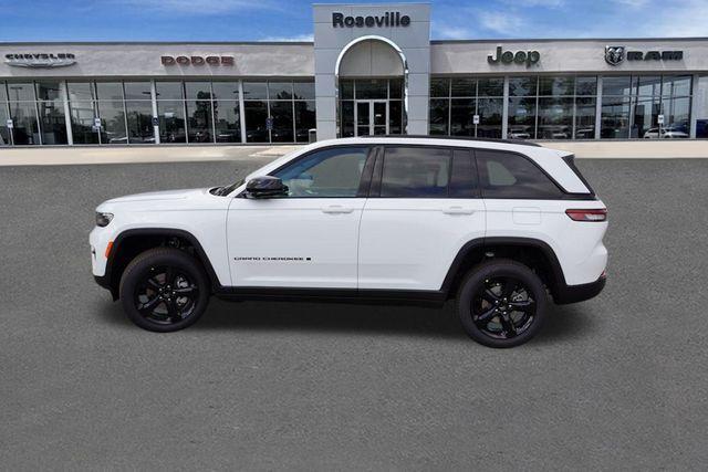 new 2025 Jeep Grand Cherokee car, priced at $46,392