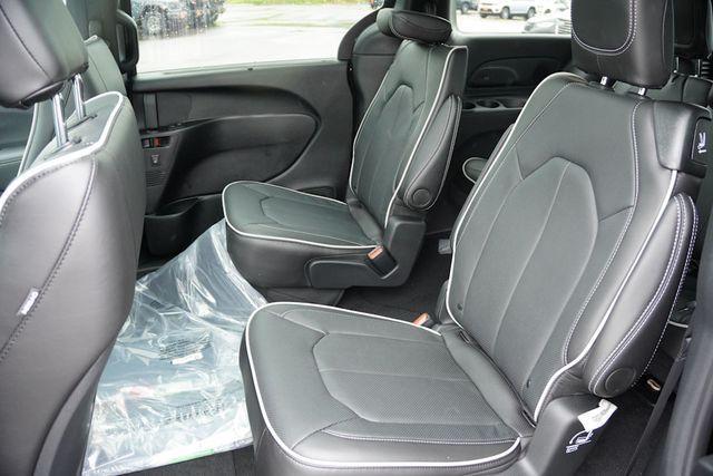 new 2026 Chrysler Pacifica car, priced at $47,753