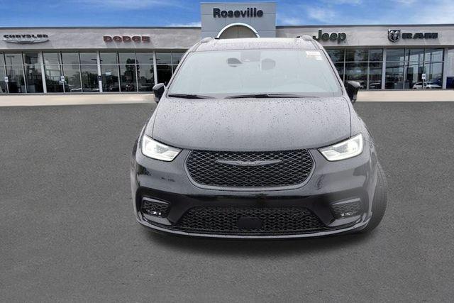 new 2026 Chrysler Pacifica car, priced at $47,753