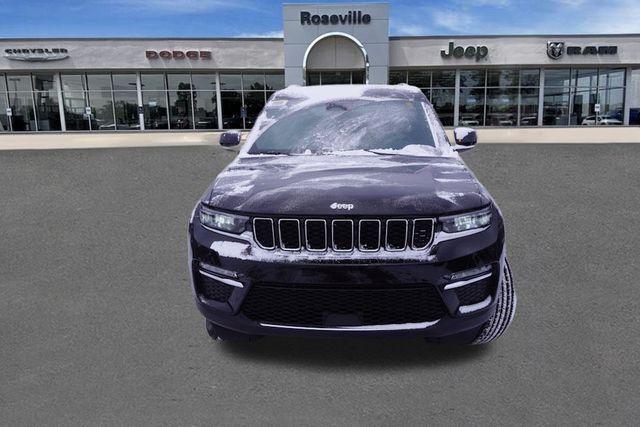 new 2025 Jeep Grand Cherokee car, priced at $42,450