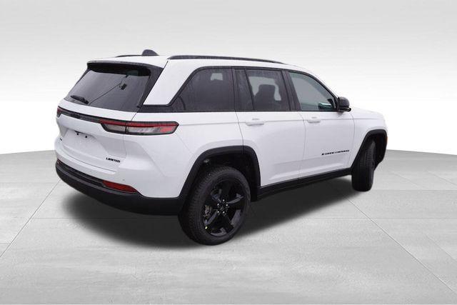 new 2025 Jeep Grand Cherokee car, priced at $42,581