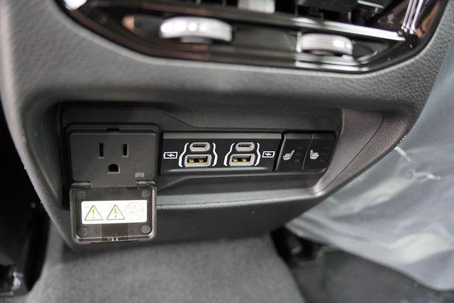 new 2025 Jeep Grand Cherokee car, priced at $43,444