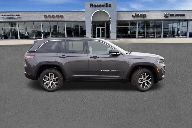 new 2025 Jeep Grand Cherokee car, priced at $43,444