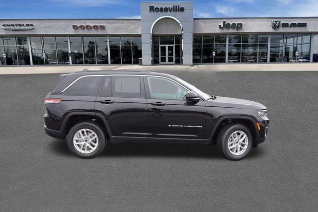 new 2025 Jeep Grand Cherokee car, priced at $38,412