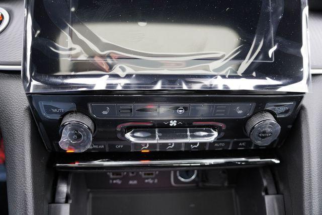 new 2025 Jeep Grand Cherokee car, priced at $38,412