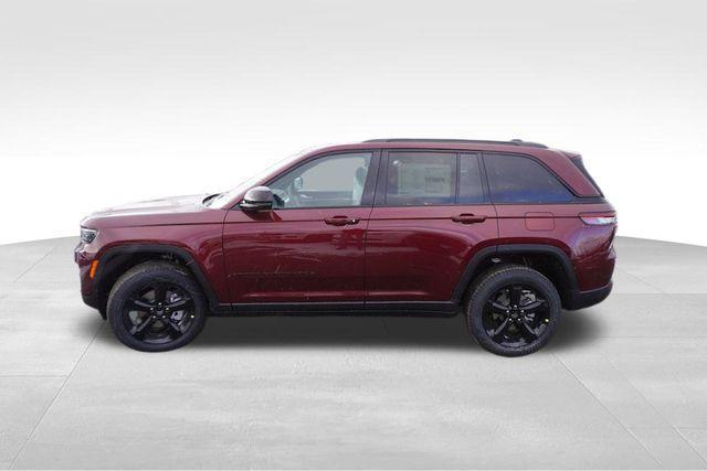 new 2025 Jeep Grand Cherokee car, priced at $46,765