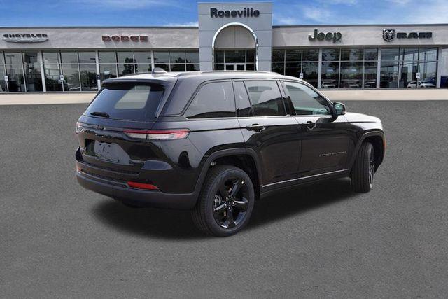 new 2025 Jeep Grand Cherokee car, priced at $48,003