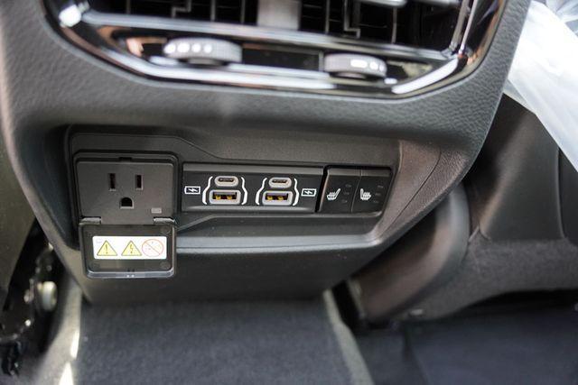 new 2025 Jeep Grand Cherokee car, priced at $48,003