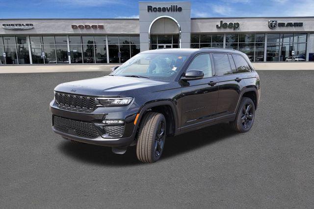 new 2025 Jeep Grand Cherokee car, priced at $48,003