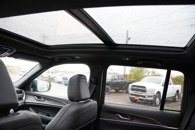 new 2025 Jeep Grand Cherokee car, priced at $45,713