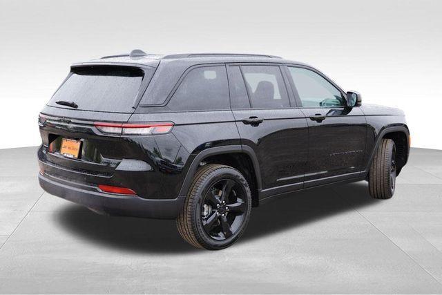 new 2025 Jeep Grand Cherokee car, priced at $45,713