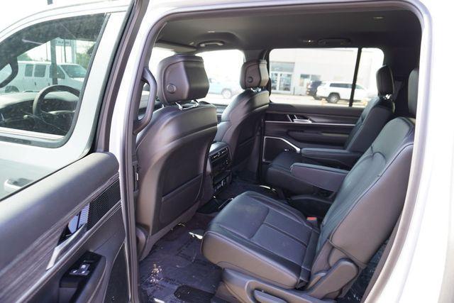 new 2024 Jeep Wagoneer L car, priced at $68,714