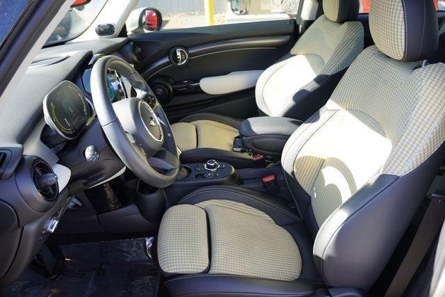 used 2023 MINI Hardtop car, priced at $21,397