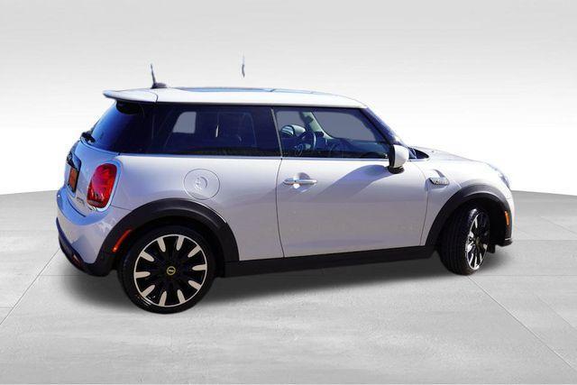 used 2023 MINI Hardtop car, priced at $21,397