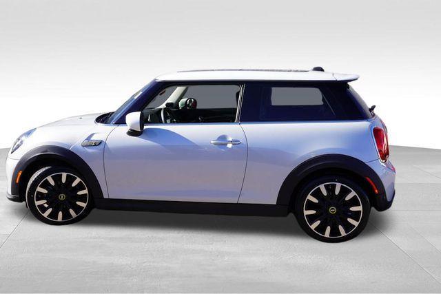 used 2023 MINI Hardtop car, priced at $21,397