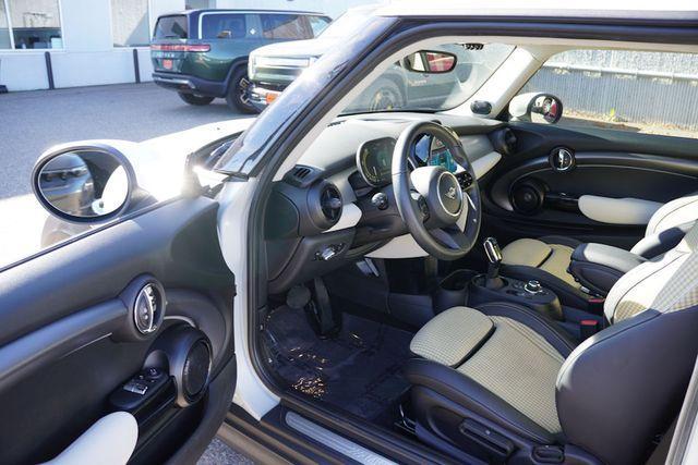 used 2023 MINI Hardtop car, priced at $21,397