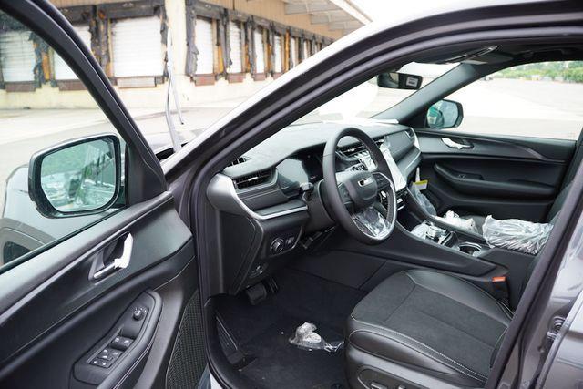 new 2025 Jeep Grand Cherokee L car, priced at $43,038
